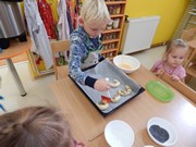 Pečeme ve školce - od zrníčka po rohlík